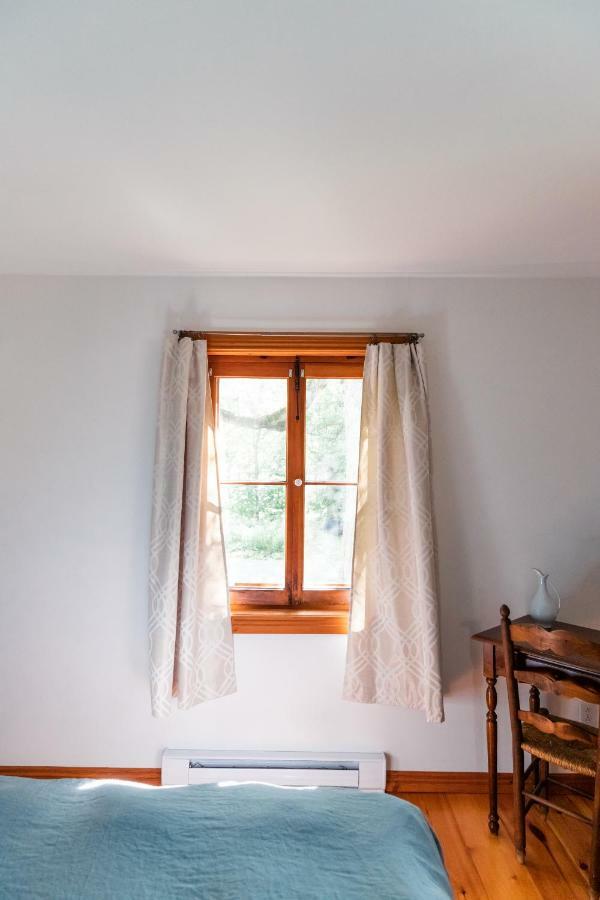 Hotel Le Triangle d'été - auberge écoresponsable&yoga à Saint-Laurent-de-l'ile d'Orleans Extérieur photo